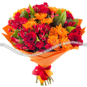 Цветочная мелодия - смешанный букет из хризантем, гербер и кустовых роз